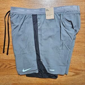 Nike Stride 2-In-1 Running Hybrid Shorts 7" S Brief Lined Wolf Grey DM4757-084